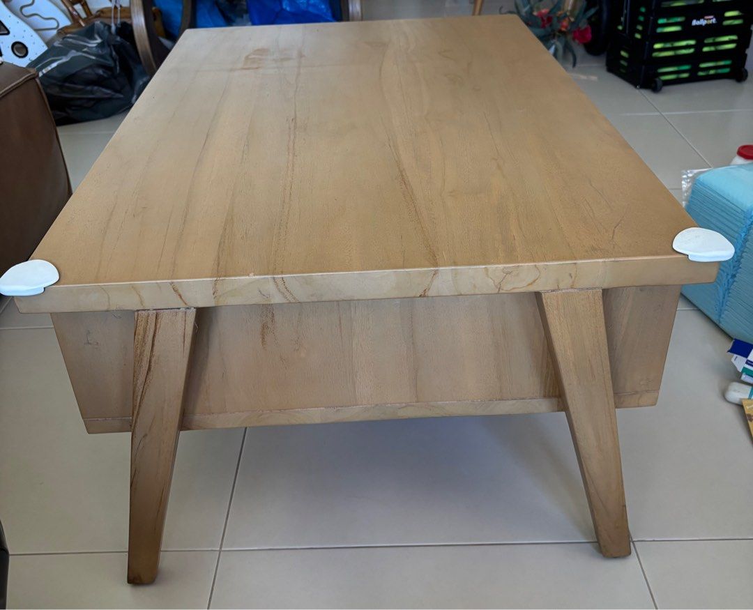Coffee Table444370531459409921