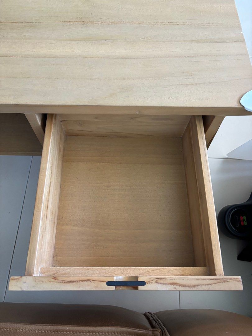 Coffee Table444370531459409924