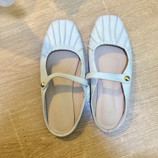 (Category: ) located in . Submitted by declutteringtimesale (Listing ID 1364288612, Image 1). Description: .