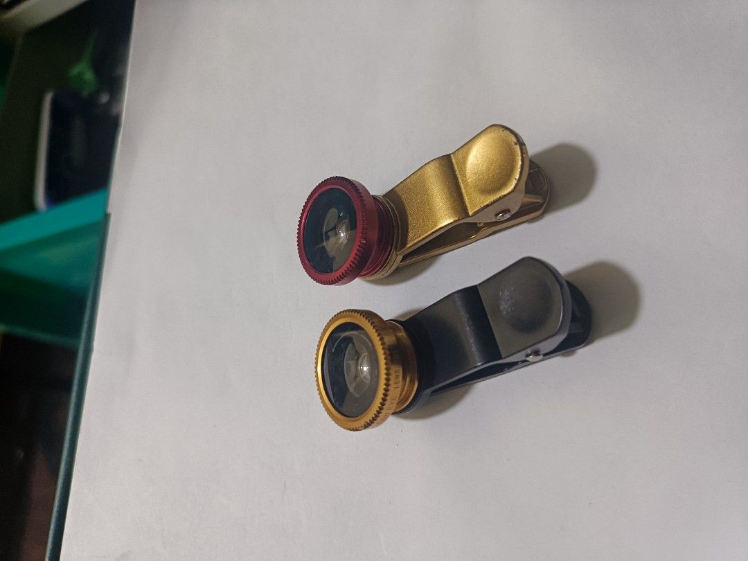 Fish Eye Lens Clipper (Category: Lens & Kits) located in Baguio. Submitted by cool_chic (Listing ID 1364286984, Image 2). Description: Fish Eye Lens Clipper Like New Galing Ukay Second Hand Price P550.