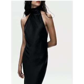 (Category: ) located in . Submitted by aft.closet (Listing ID 1364289081, Image 1). Description: .