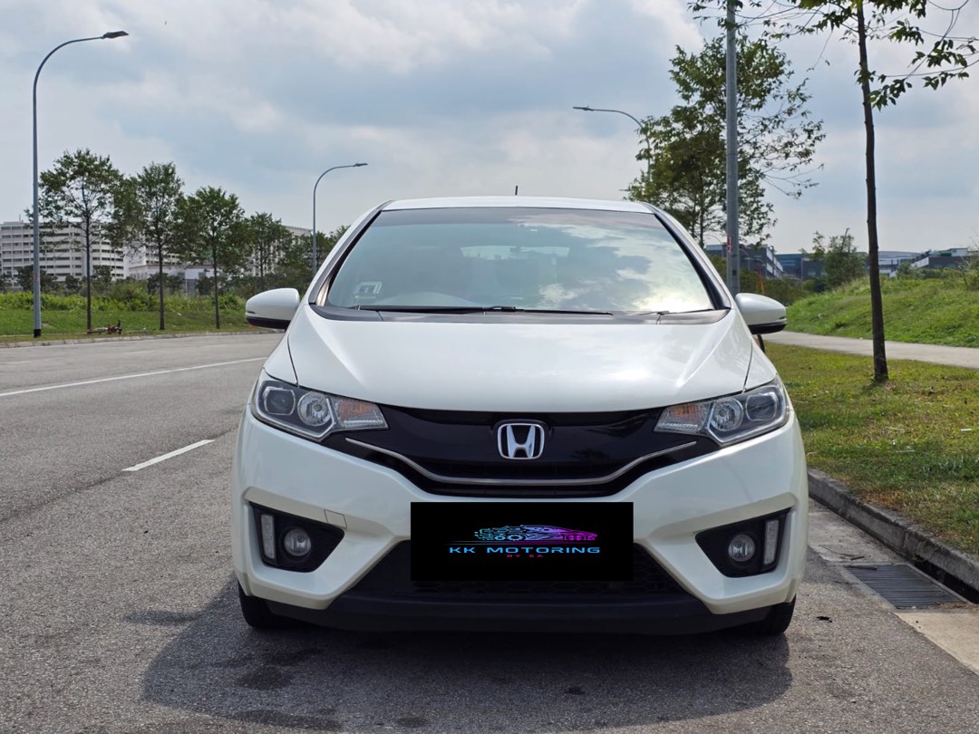 (Category: ) located in . Submitted by kk_motoring (Listing ID 1351472339, Image 1). Description: .