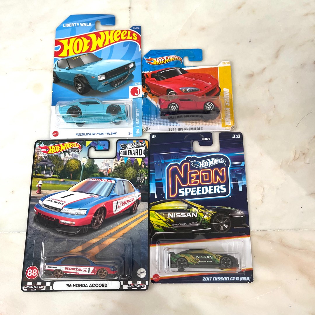 Hot Wheels $10 EACH. Nissan GTR R35, LBWK Kenmeri (JPN card), Honda ...