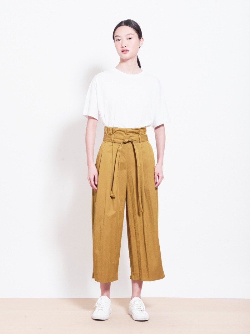 In good Company Gabardine pants (Category: Other Bottoms) located in Singapore. Submitted by kjc (Listing ID 1364326220, Image 1). Description: Preloved condition.