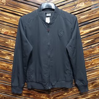 (Kategori: ) berada di . Dikirim oleh rf_thrift (ID iklan 1364323447, Gambar 1). Deskripsi: .