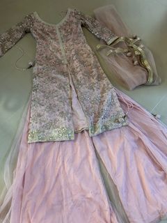 (Category: ) located in . Submitted by jessicouture (Listing ID 1364354415, Image 1). Description: .