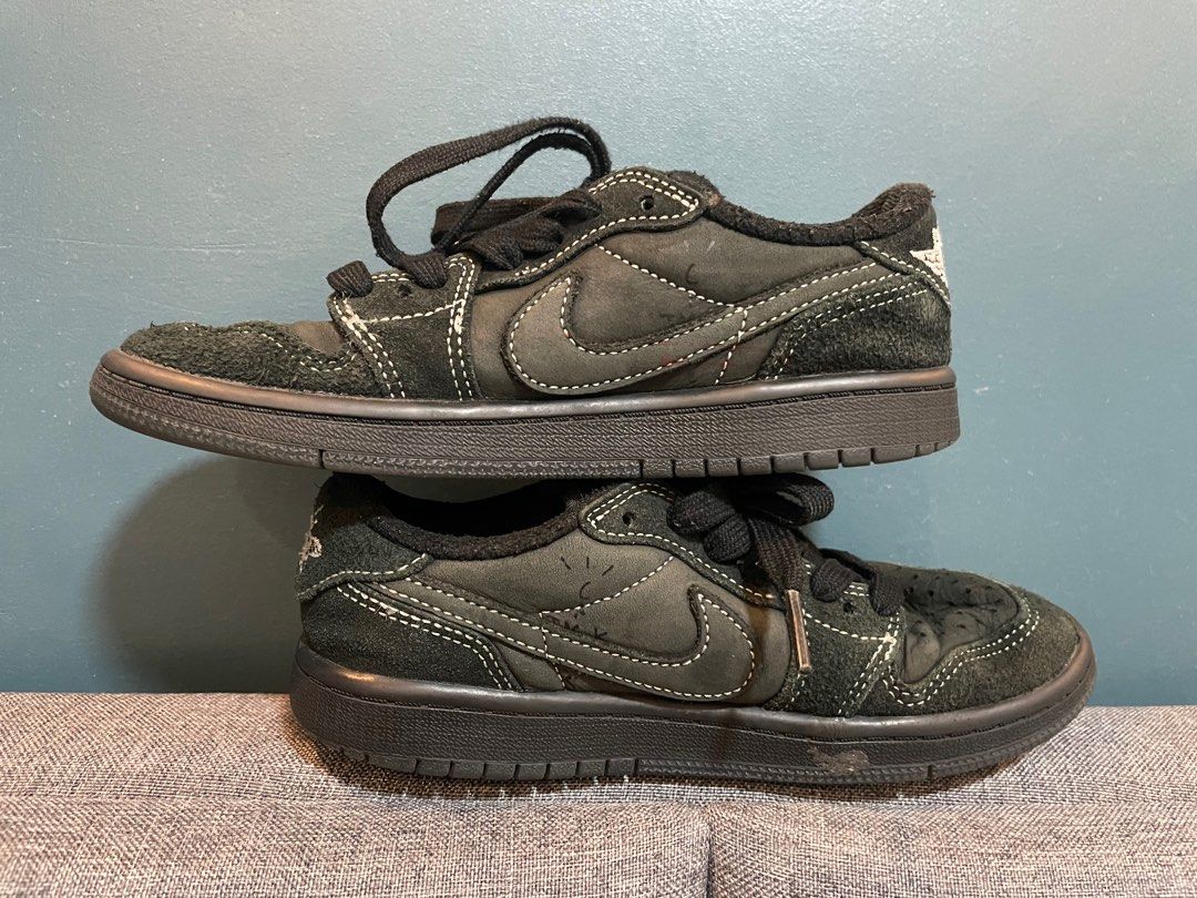 Jordan 1 Travis Scott Black Phantom (Category: Babies & Kids Fashion) located in Calapan. Submitted by lucasthrifts (Listing ID 1364382251, Image 3). Description: Still presentable pair only my kid used it and outgrown it already good for age 5-8 yrs old sze 1y 3500 add sf.