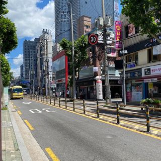 (Category: ) located in . Submitted by hoonzzn (Listing ID 1364190053, Image 1). Description: .