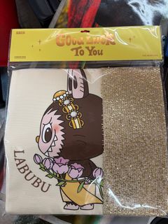 （分類：）位於 。 由 shirleeng 提交（商品編號 1364297938，圖片 1）。簡介： 。