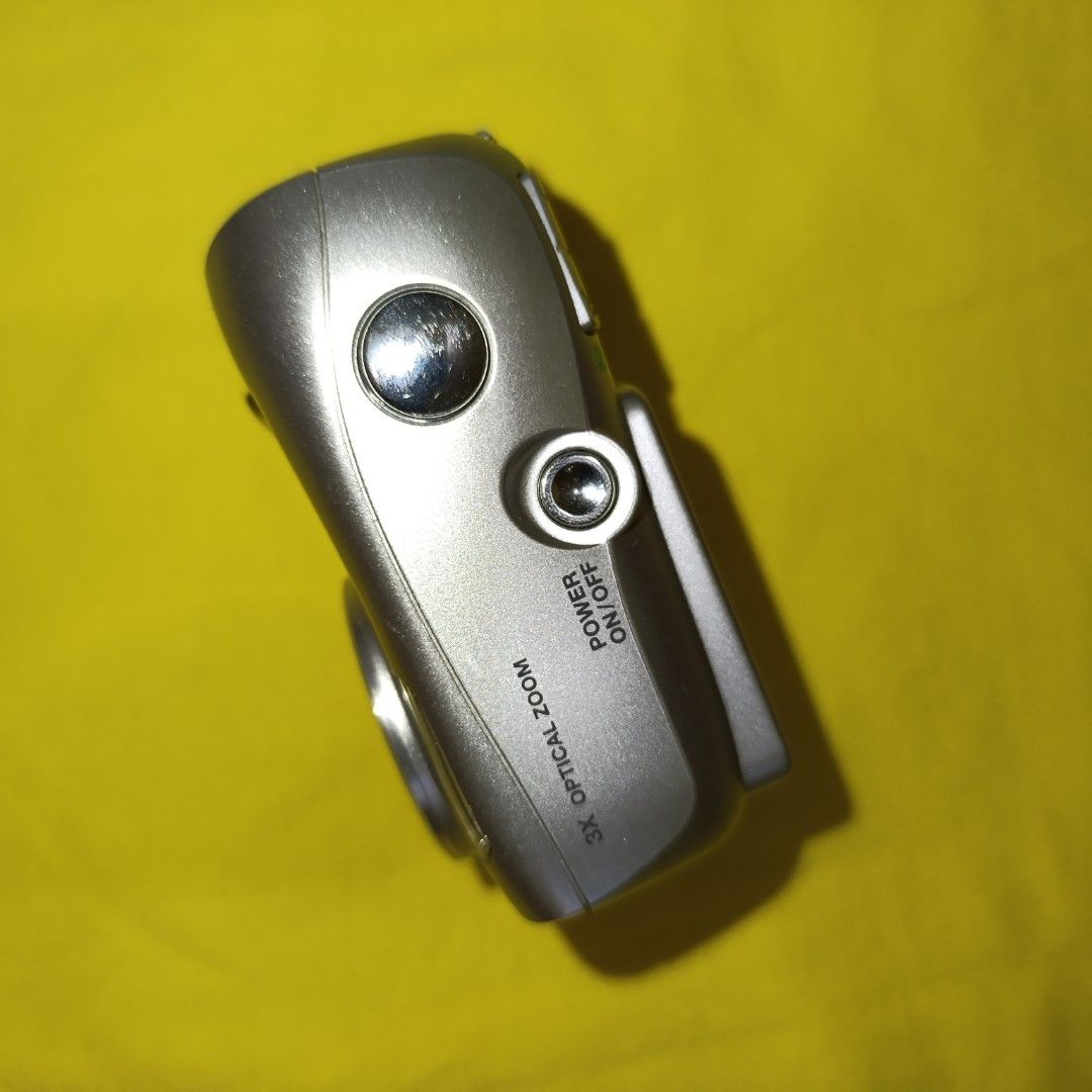 Olympus Digital Camera D-535 Zoom Digicam (Category: Cameras) located in San Jose. Submitted by stripesandcheck (Listing ID 1364313894, Image 3). Description: No Issue 1st owner (Not second hand) Like New NO RETURN NO EXCHANGE.