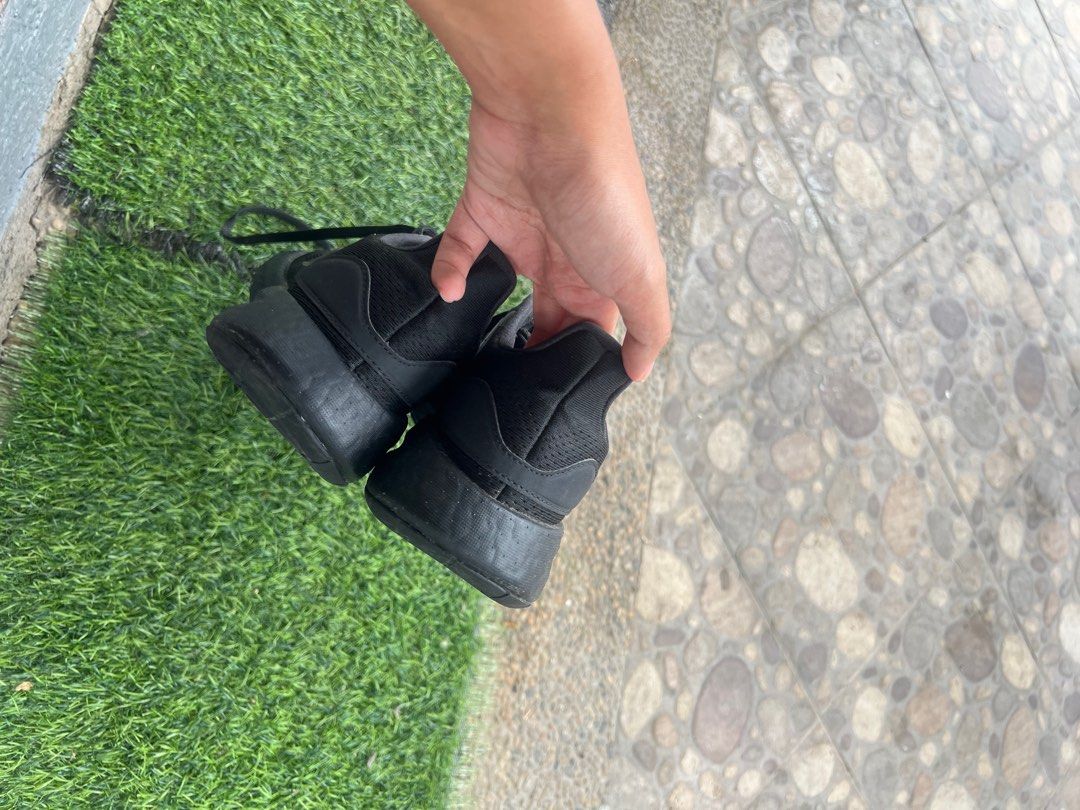 Original Adidas Pureboost in Black (Category: Sneakers) located in Quezon City. Submitted by tangled8 (Listing ID 1364262249, Image 3). Description: Originally bought for 6,500 US Size 8 Women's.