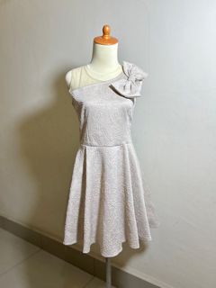(Kategori: ) berada di . Dikirim oleh chamoomile (ID iklan 1364364073, Gambar 1). Deskripsi: .