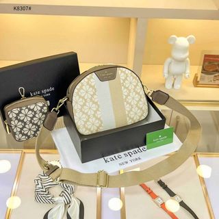 (Kategori: ) berada di . Dikirim oleh love_store88 (ID iklan 1364401777, Gambar 1). Deskripsi: .