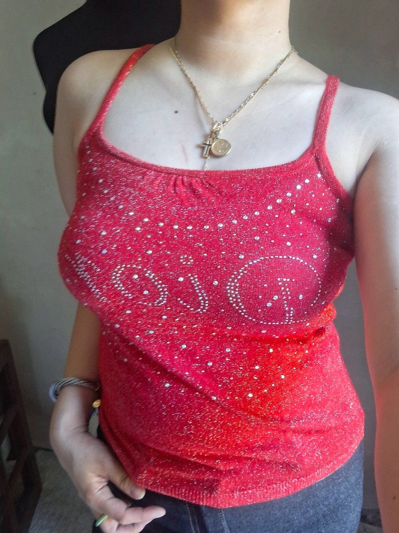 Red stud top (Category: Sleeveless) located in Koronadal. Submitted by shetries (Listing ID 1364380172, Image 2). Description: - small to medium.