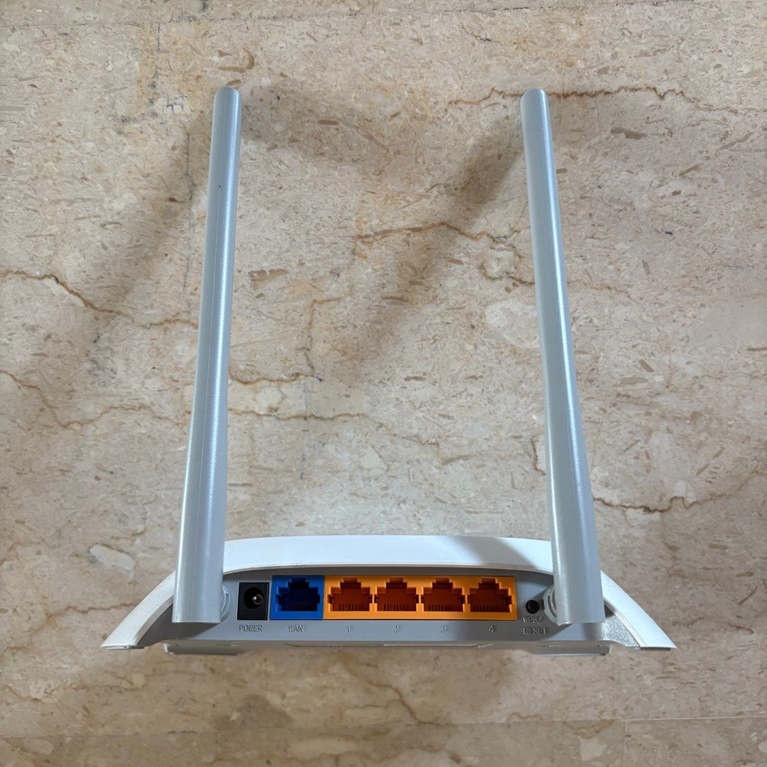 $7 Router / Modem / TP-Link TL-WR840N / NTU Hostel / Wifi, Computers ...