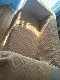 (Category: ) located in . Submitted by bankerbaker (Listing ID 1364299058, Image 1). Description: .
