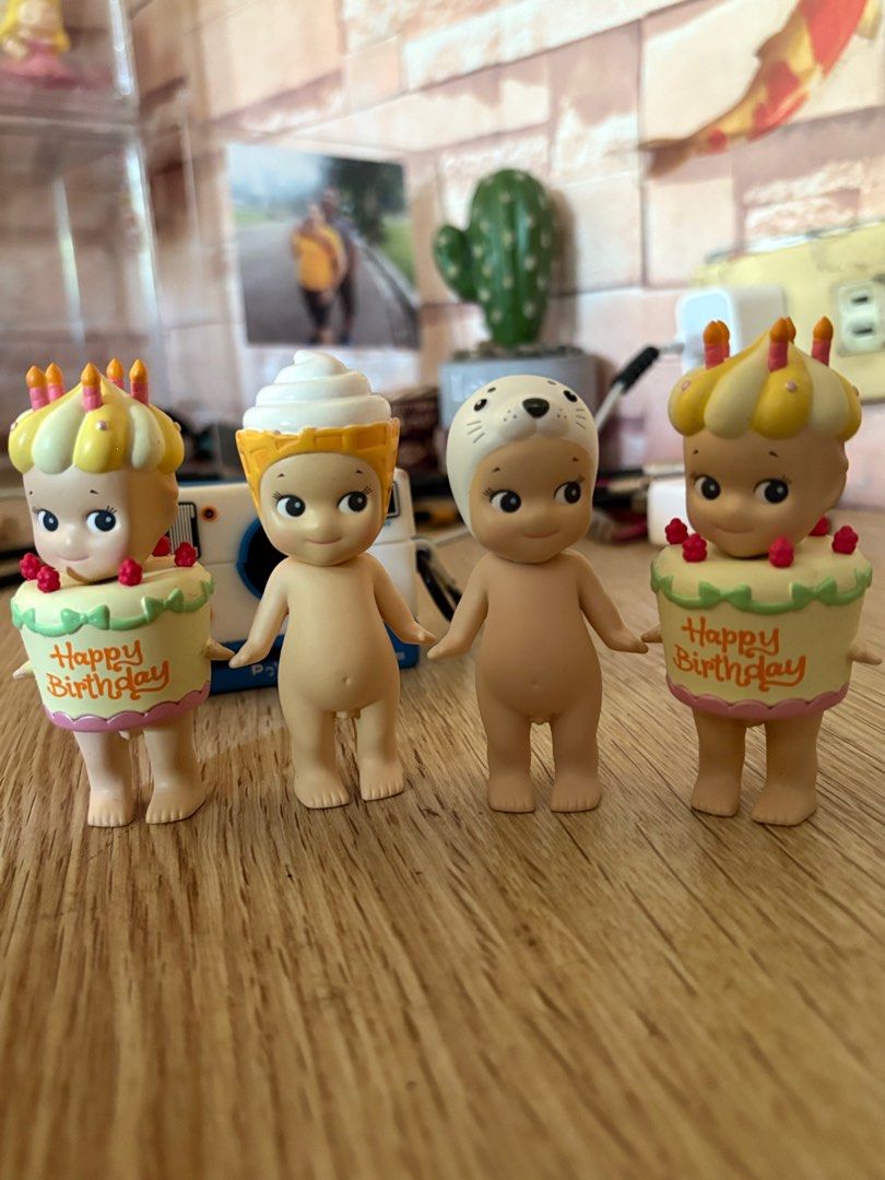 Sonny Angel (Category: Designer & Blind Box Toys) located in Quezon. Submitted by as_things (Listing ID 1364239582, Image 2). Description: - goods n goods pa -wala box -2:2 =₱1000 -pamigay na po - gcash payment.
