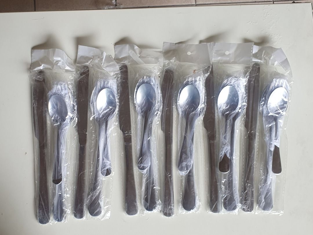 Spoon Fork Knife Teaspoon Set of 6 (Category: Dinnerware & Cutlery) located in Marikina City. Submitted by abaddi (Listing ID 1364352538, Image 1). Description: Spoon, Fork, Knife, Teaspoon Set of 6 Loc: Marikina Heights Shipping c/o buyer Rfs: Never used, nakatambak lang.