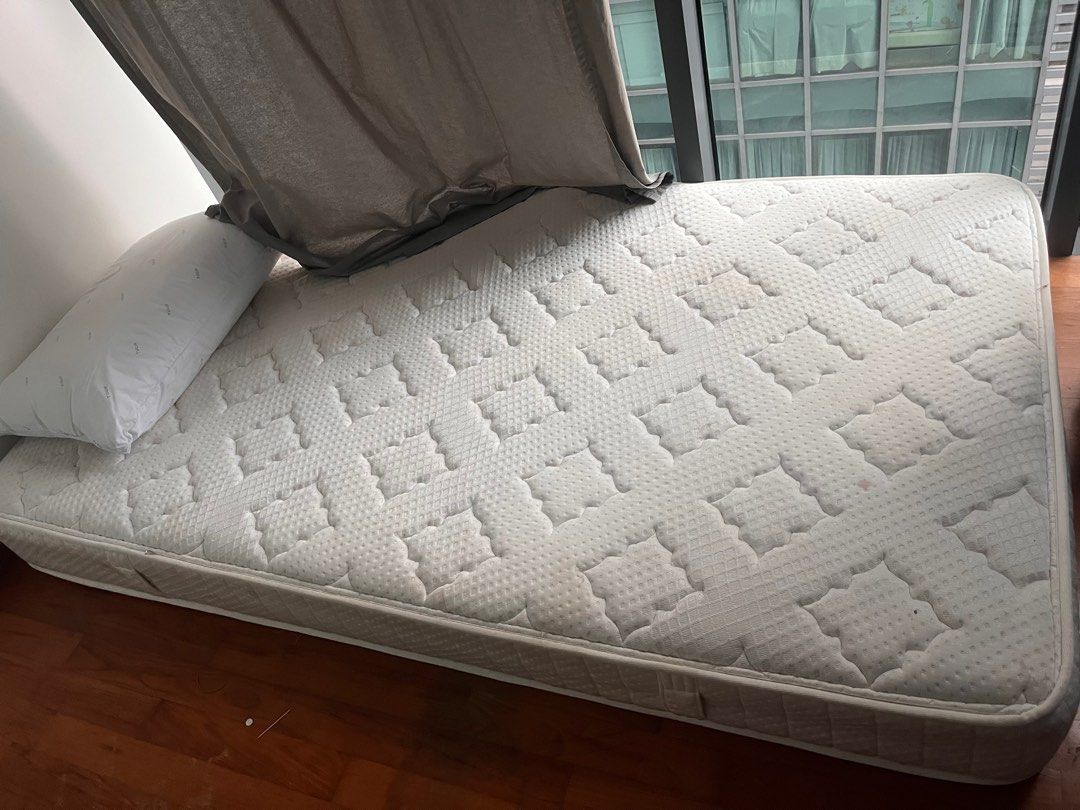 Super single mattress