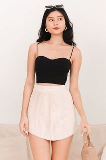 (Category: ) located in . Submitted by clothes.lover (Listing ID 1364341451, Image 1). Description: .