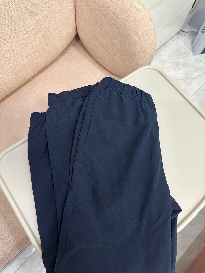 Uniqlo Kids Heattech Pants (Category: Babies & Kids Fashion) located in Antipolo. Submitted by justcali (Listing ID 1364302241, Image 2). Description: Uniqlo Kids Heattech Pants in Blue Lightly used In good condition See picture for exact size Guaranteed Authentic Shipping cost shouldered by buyer Lalamove/Grab/LBC .