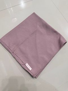 (Kategori: ) berada di . Dikirim oleh declutterbyrum (ID iklan 1364361765, Gambar 1). Deskripsi: .