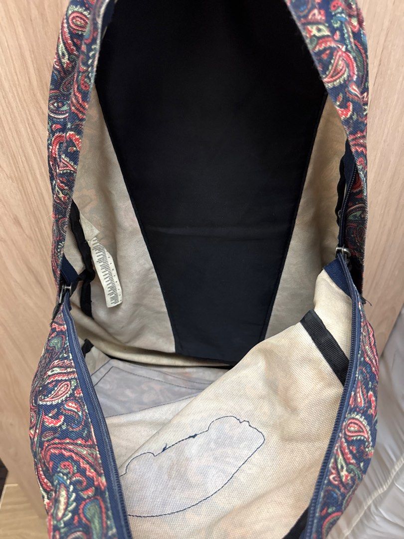 Vans Backpack （分類：背囊）位於 Hong Kong。 由 csezl 提交（商品編號 1364282377，圖片 3）。簡介： Pattern VANS backpack #VANS。
