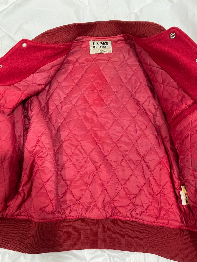 Varsity jacket (Category: Coats, Jackets and Outerwear) located in Segamat. Submitted by unipreloved (Listing ID 1364285207, Image 3). Description: Vintage varsity jacket Leather sleeve Condition 8/10 Pit 21 Length 26 Sleeve length 23 RM70 COD SHAH ALAM.
