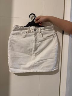 (Category: ) located in . Submitted by preloved0820 (Listing ID 1364371442, Image 1). Description: .