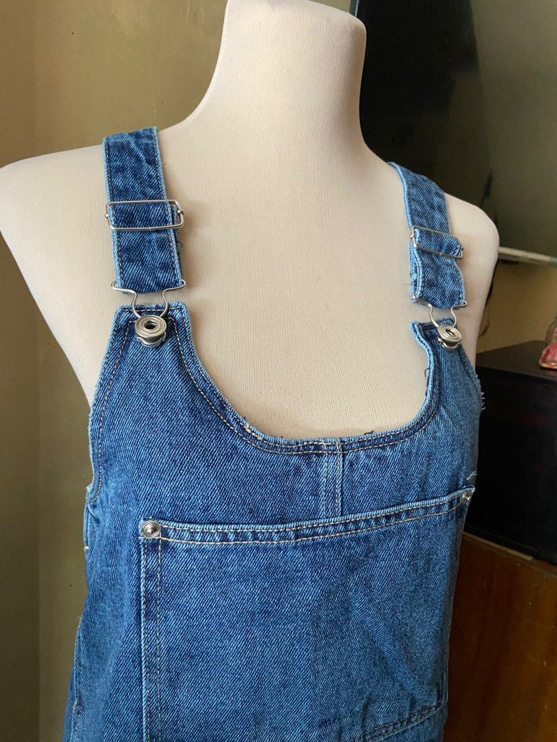 XS-S|Denim Jumper Dresse (Category: Coats, Jackets and Outerwear) located in Bacoor. Submitted by missaicks (Listing ID 1364253973, Image 2). Description: No flaws.
