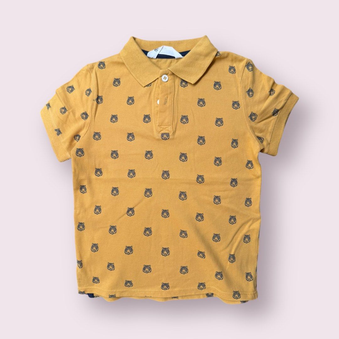 3 Assorted Kids Collared Shirts (Category: Babies & Kids Fashion) located in Quezon City. Submitted by valll (Listing ID 1364419722, Image 1). Description: 🛑Click and READ all product details. 📍3 Assorted Kids Collared Shirt 4yo 📍Brands of the items: H&M (Yellow Top) Osh Kosh (Navy Top) Penguin (Yellow Green Top) 📍Size: 4yo kids 📍PHP 550 📍Condition: Well Used. 📍First owner. 📍Handwashed. Sun dried. 📍Never machine-washed and never machine 