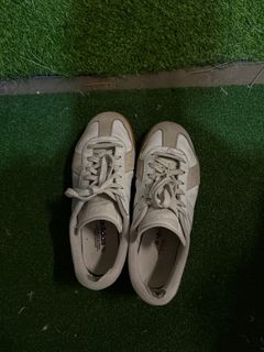 (Category: ) located in . Submitted by chinesebread (Listing ID 1364535865, Image 1). Description: .