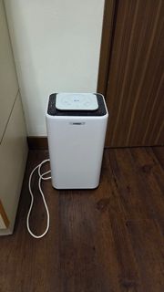（分類：）位於 。 由 raredolphin.6e8a37 提交（商品編號 1364526958，圖片 1）。簡介： 。
