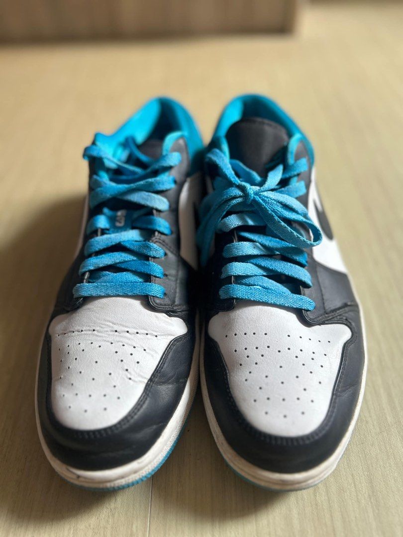 AIR JORDAN 1 SNEAKERS (Category: Sneakers) located in Los Banos. Submitted by nutellei (Listing ID 1364519322, Image 2). Description: Jordan 1 Low Laser Blue Men’s Size 10.5 Used 3 times 15k++ pa online no box kaya super baba na rin talaga can do meet ups around Alabang, can be shipped but sf shouldered by buyer payment via gcash, bank transfer, or upon meet up.