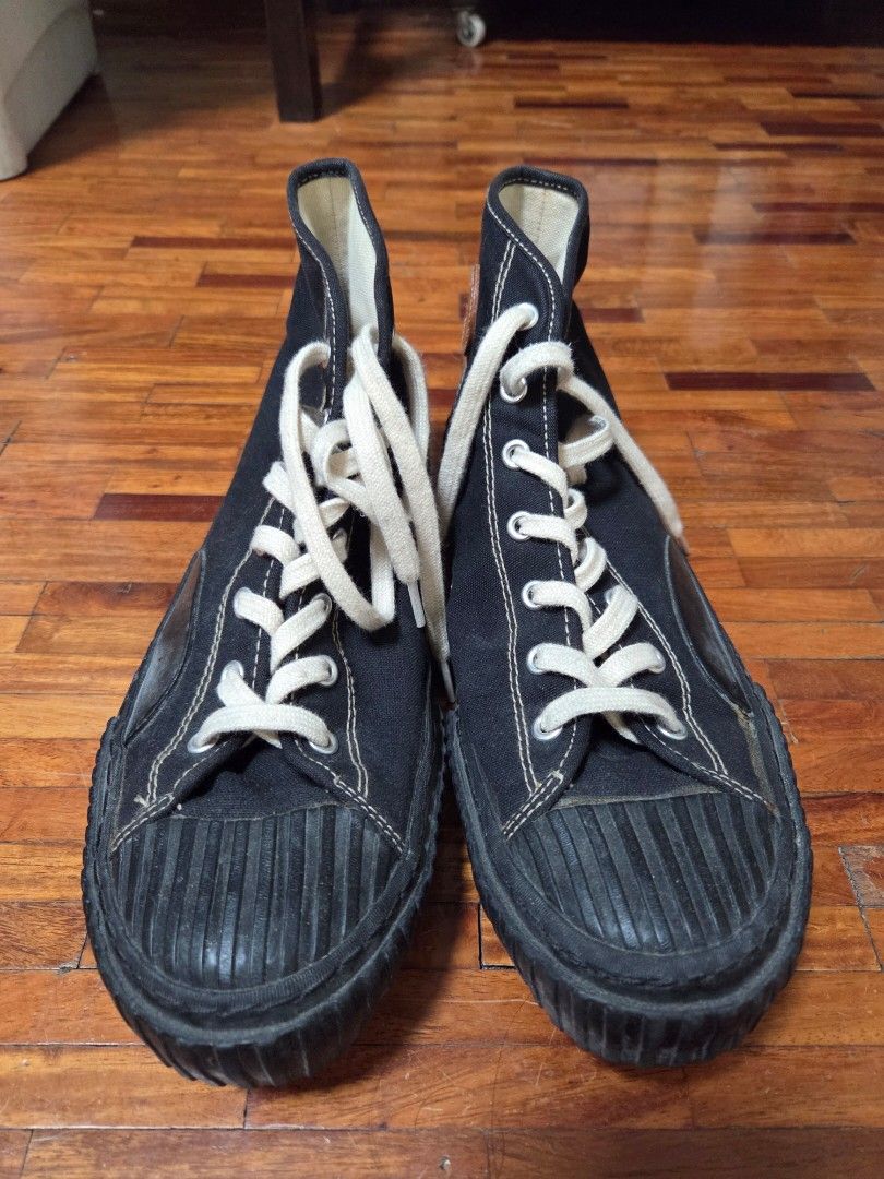 Alternative Country Canvas High Top Sneakers (Category: Sneakers) located in Paranaque City. Submitted by byrongo (Listing ID 1364457597, Image 2). Description: Alternative Country Chucker 3 Size 27(8.5 US) No issues.