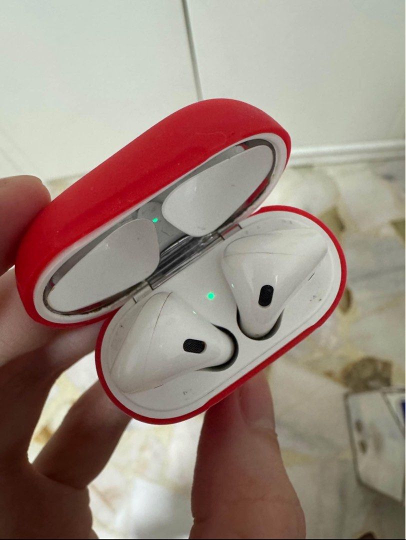 Apple AirPod 2nd Generation63058208394370112