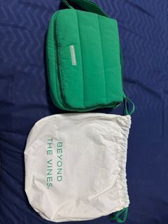 Beyond the Vines poofy bag