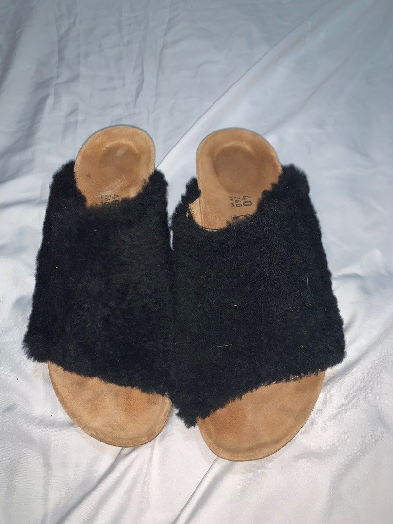 Birkenstock Papillio Namica Teddy (Category: Wedges) located in Morong. Submitted by eddwuhrd (Listing ID 1364505481, Image 3). Description: .