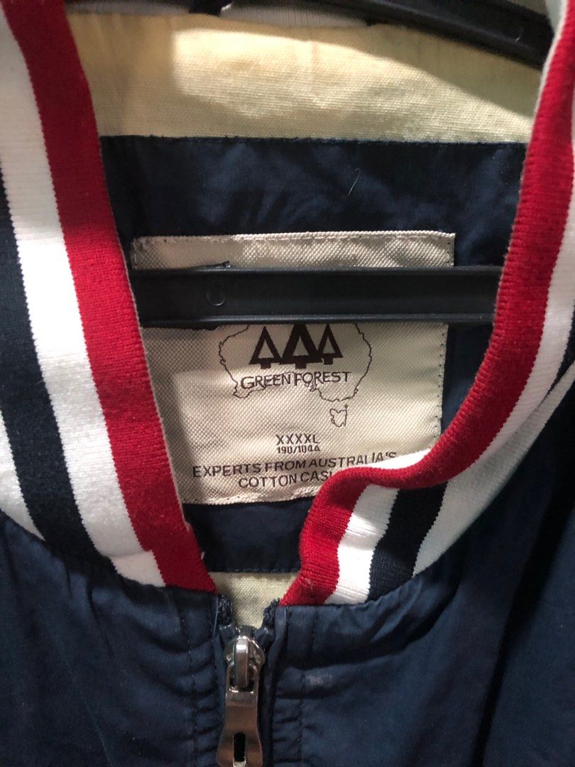 Bomber jacket (Category: Activewear) located in Manila. Submitted by chrispbacon66890 (Listing ID 1364430005, Image 3). Description: Price+sf.