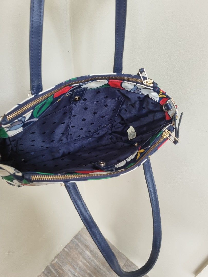 Breezy Floral KS (Category: Luxury Bags & Wallets) located in Cagayan de Oro. Submitted by kc_missy (Listing ID 1364493030, Image 3). Description: .