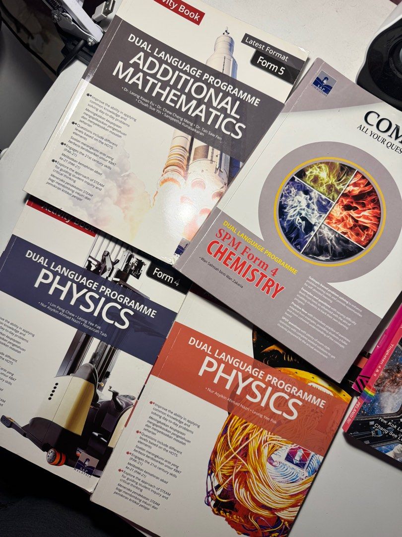DUAL LANGUAGE PROGRAMME SPM (Category: Textbooks) located in Klang. Submitted by kemalpreloved_ (Listing ID 1364493813, Image 1). Description: - Math - Addmath - Chemistry - Physic Form 4/5 Most of them like new.