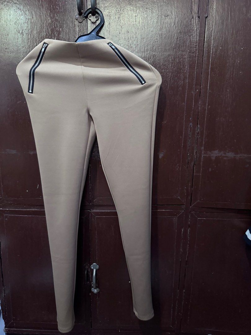 F21 Silk Leggings (Category: Other Bottoms) located in Mandaluyong City. Submitted by ksc_stuff (Listing ID 1364488417, Image 1). Description: Color: Beige.