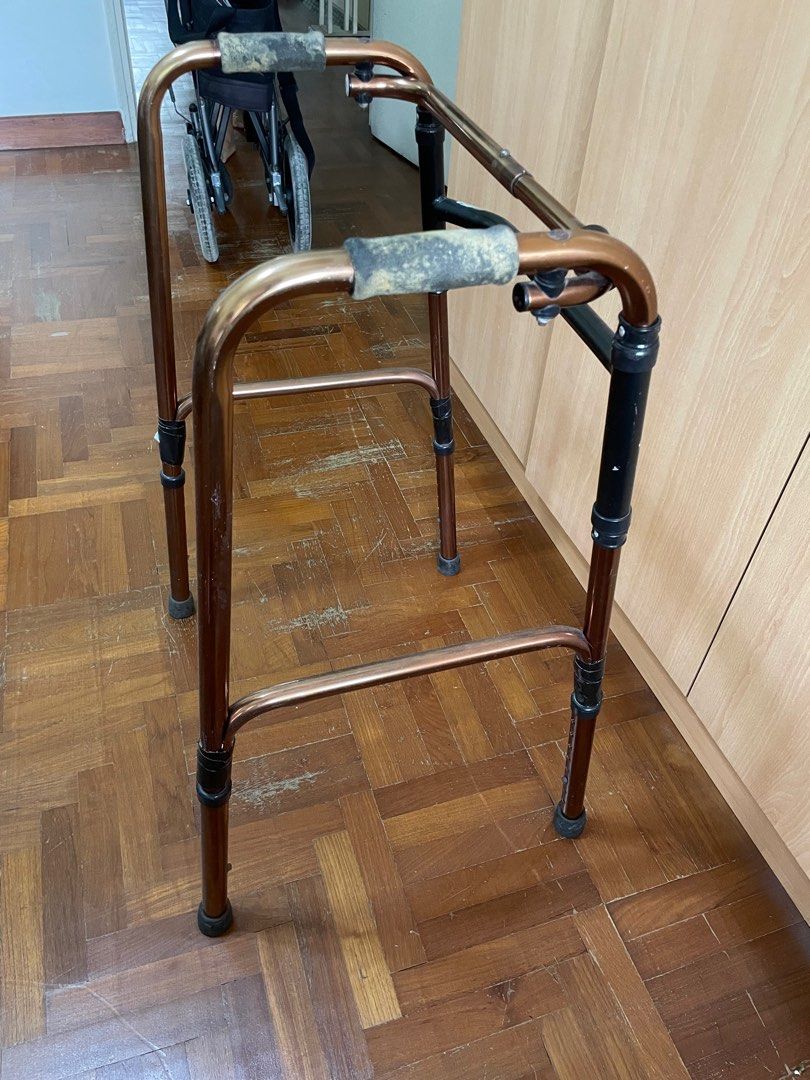 Foldable walking frame (Category: Rehabilitative Devices) located in Singapore. Submitted by truefox_76d860 (Listing ID 1364495413, Image 2). Description: Although lightly used, handle has faded but still sturdy. Must self-collect at venue..