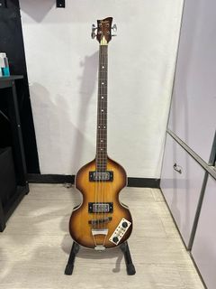 Fresher vintage violin bass guitar