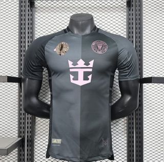 (Category: ) located in . Submitted by sgapparel (Listing ID 1364538717, Image 1). Description: .