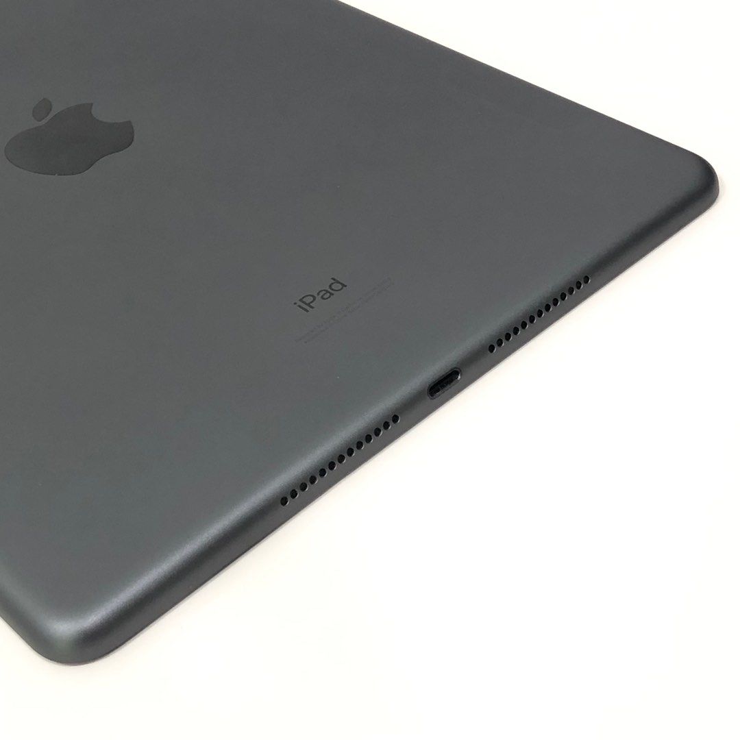 iPad 8 10.2