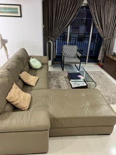 (Category: ) located in . Submitted by ilyes (Listing ID 1364518822, Image 1). Description: .