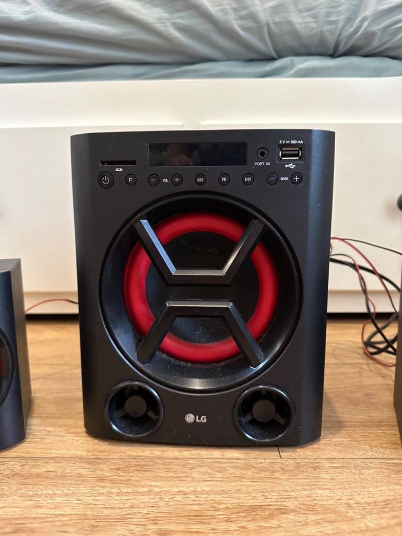 LG XBoom Speakers (Category: Soundbars, Speakers & Amplifiers) located in Quezon City. Submitted by sparkleshopph (Listing ID 1364448456, Image 2). Description: LG XBoom Slightly used; no box P3000.