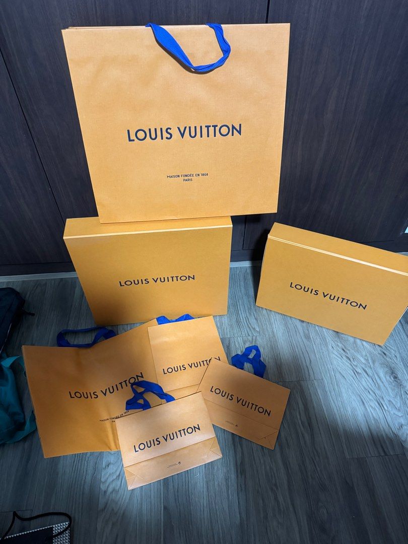 Louis Vuitton box and Paper Bags (Category: Accessories) located in Singapore. Submitted by pacifiermax (Listing ID 1364527556, Image 1). Description: Louis Vuitton LV original box and paper bag 1 unit of 49cm x 45cm box 1 unit of 47cm x 35cm box 5 unit paper bag Price fixed .
