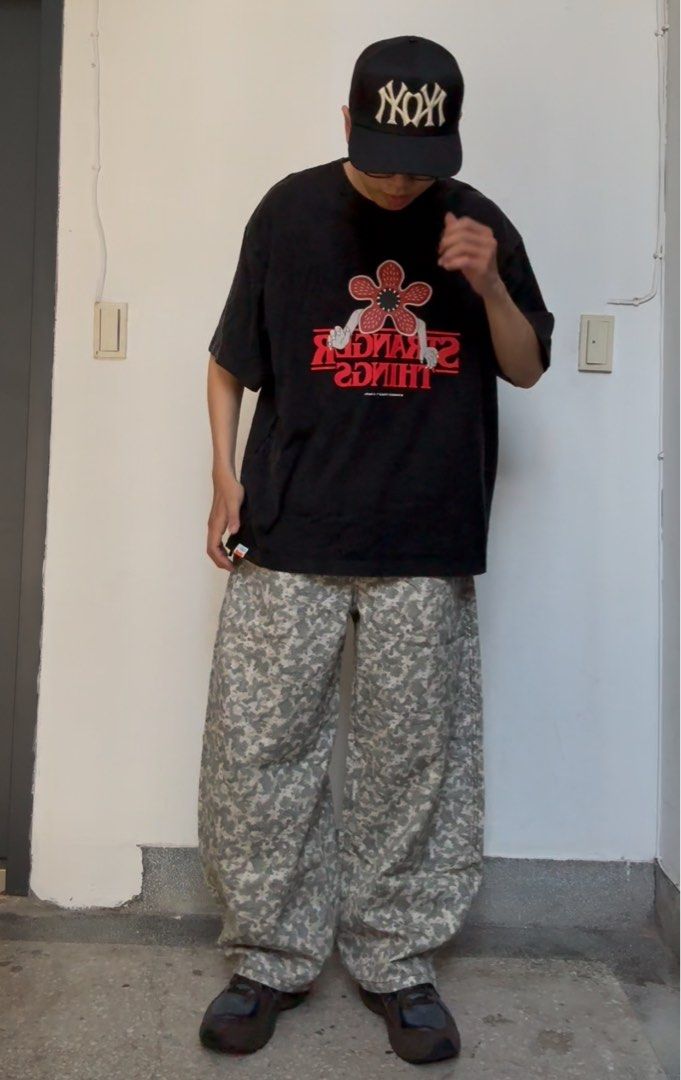 M全新）9090 / King Logo Buggy Pants, 他的時尚, 褲子, 其他長